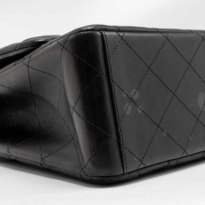 Chanel Maxi Classic Double Flap Bag Lambskin Black GHW
