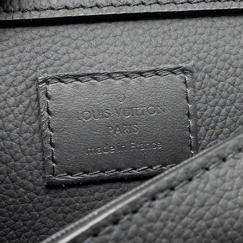 Louis Vuitton Aerogram Takeoff Sling Black Grained Calfskin Black Hardware