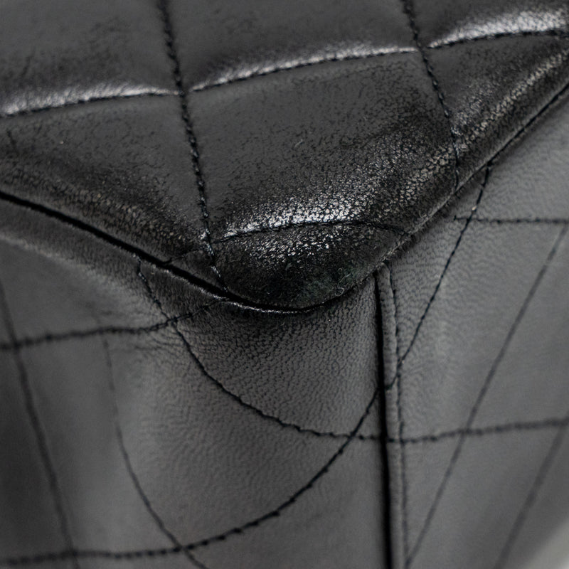 Chanel Maxi Classic Double Flap Bag Lambskin Black GHW