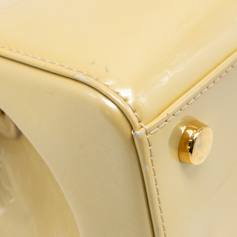 Louis Vuitton Vernis Brea MM Patent Monogram Light Beige GHW