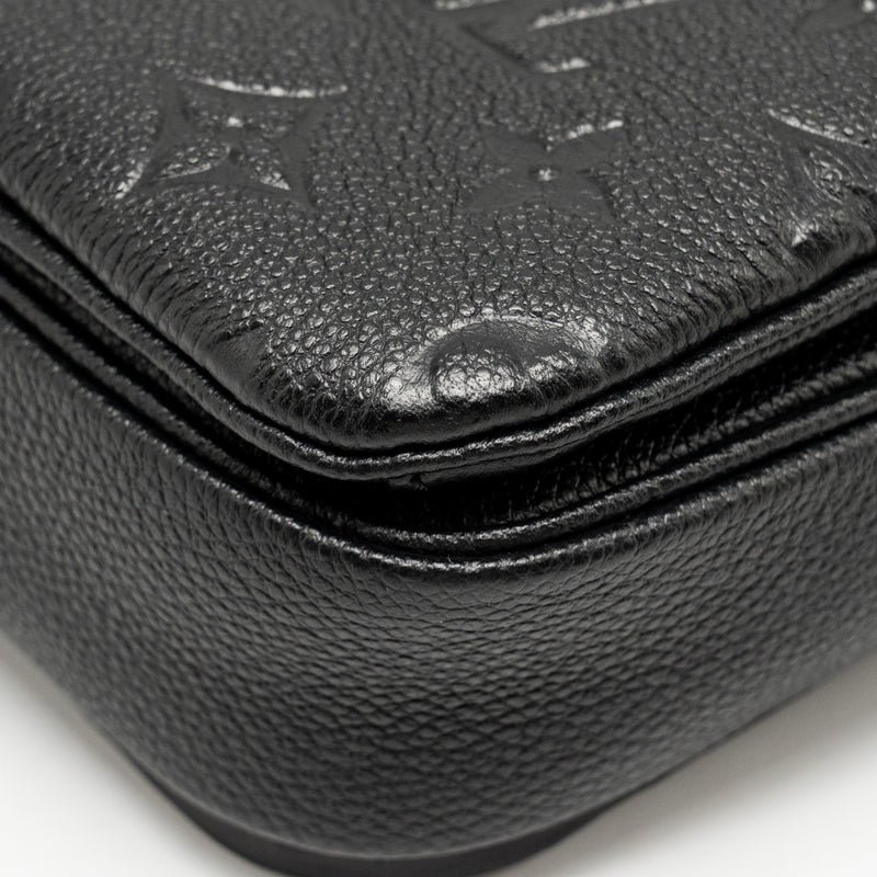 Louis Vuitton Pochette Metis Monogram Empreinte Black GHW