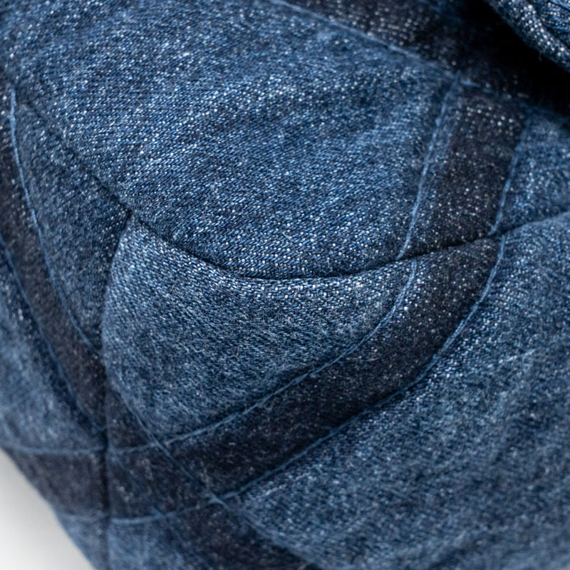 Chanel Large 19 bag denim dark blue multicolor hardware