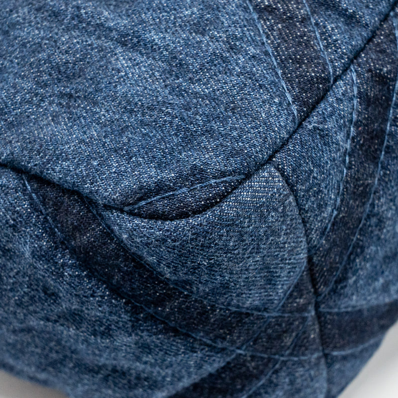 Chanel Large 19 bag denim dark blue multicolor hardware