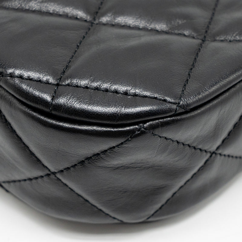 Chanel 23K 19 Hobo Shoulder Bag Calfskin Black GHW (Microchip)
