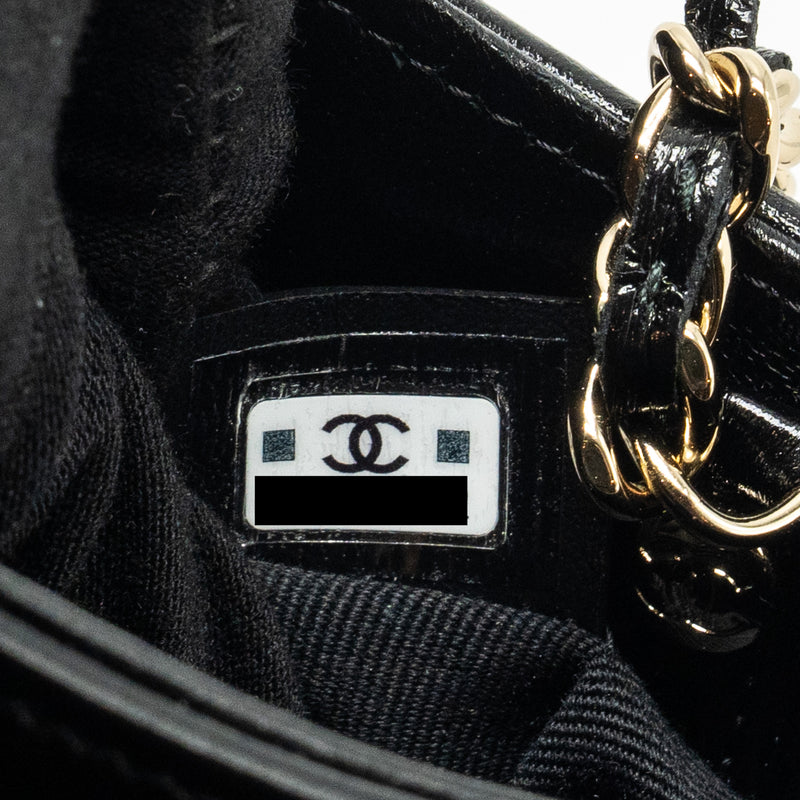 CHANEL Mini 31 Clutch With Chain Shiny Lambskin Black LGHW (Microchip)