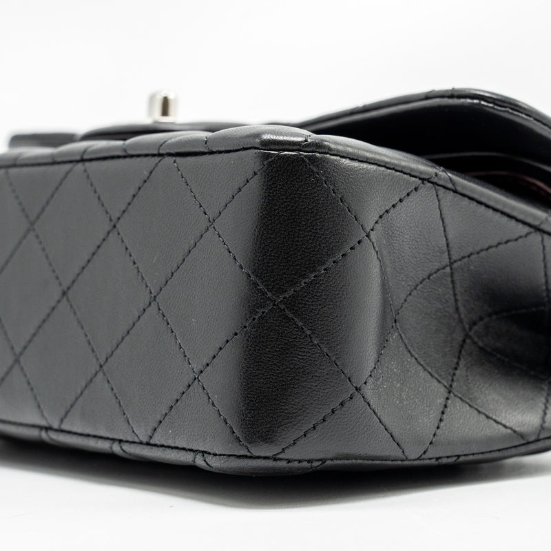 Chanel Small Classic Double Flap Bag lambskin black SHW (microchip)