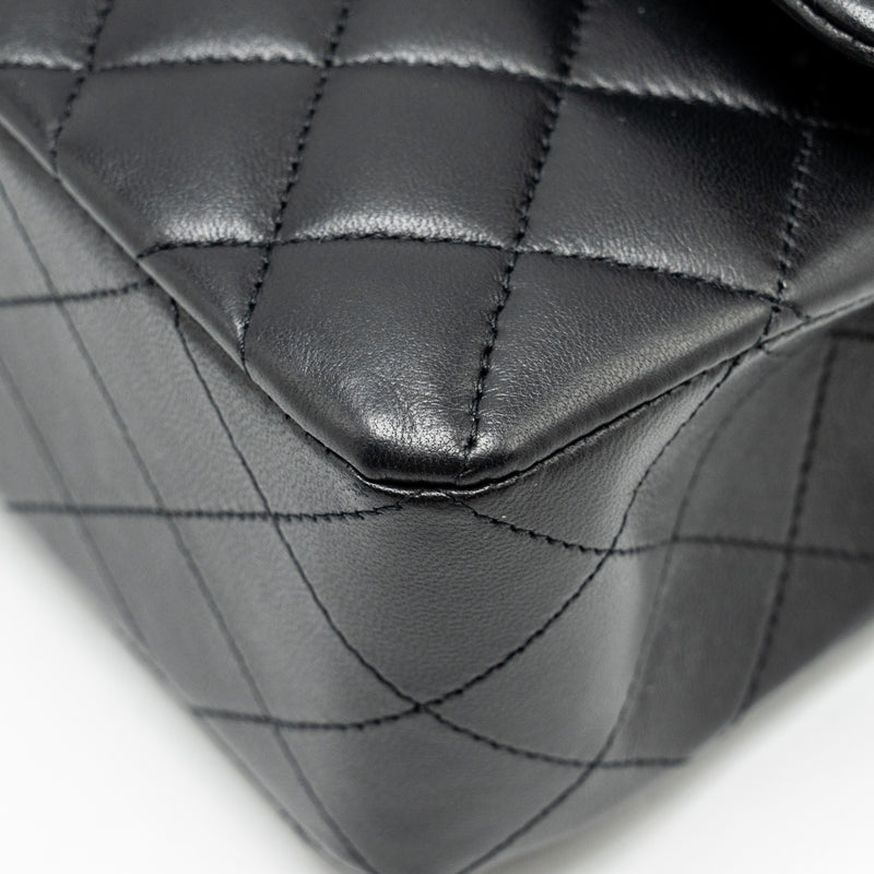 Chanel Small Classic Double Flap Bag lambskin black SHW (microchip)