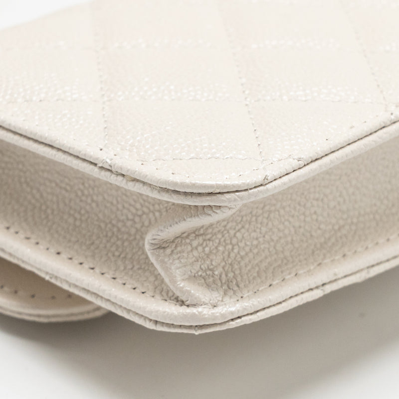 Chanel Jewellery CC Mini Flap Clutch with Chain Caviar Pearly White LGHW (Microchip)