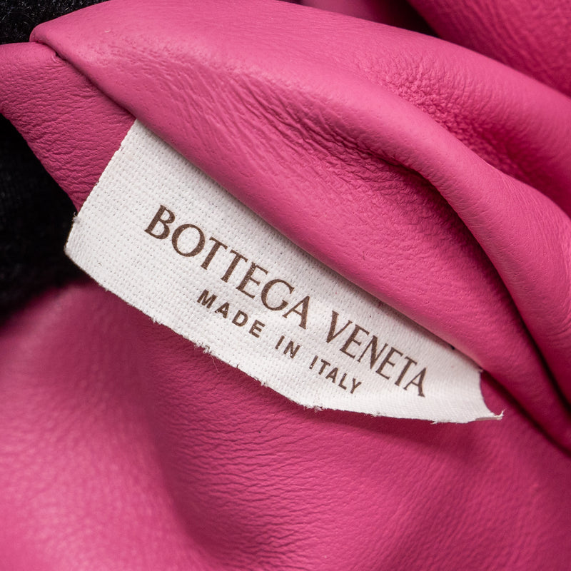 BOTTEGA VENETA MEDIUM POUCH CLUTCH INTERCCATO PINK