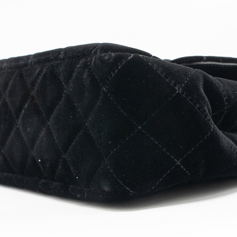 Chanel 23b Hobo Bag Velvet black GHW (microchip)