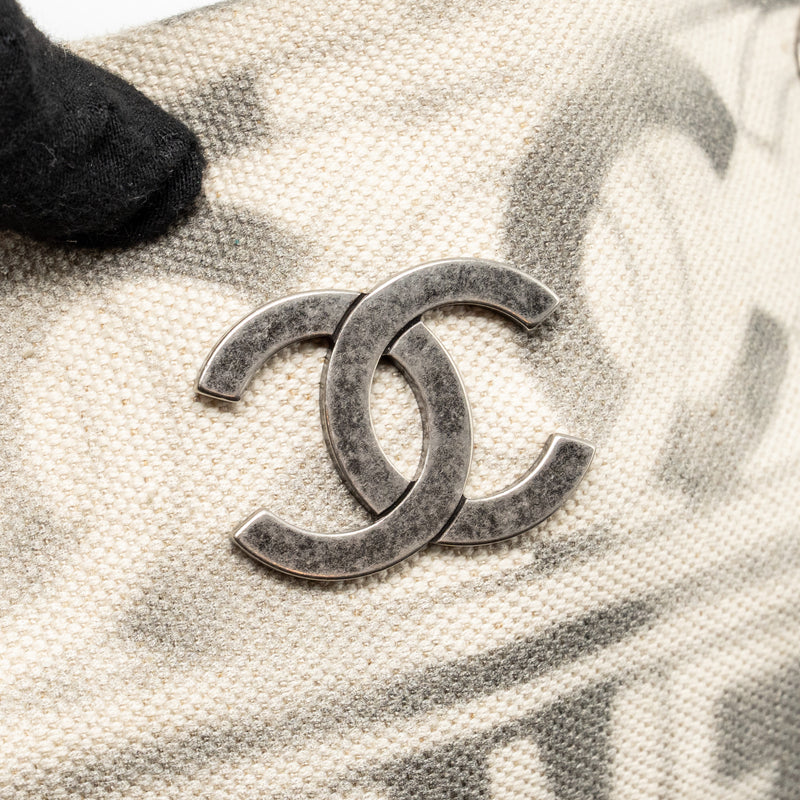 Chanel Iliad Shopping tote bag printed canvas/leather Multicoloured SHW