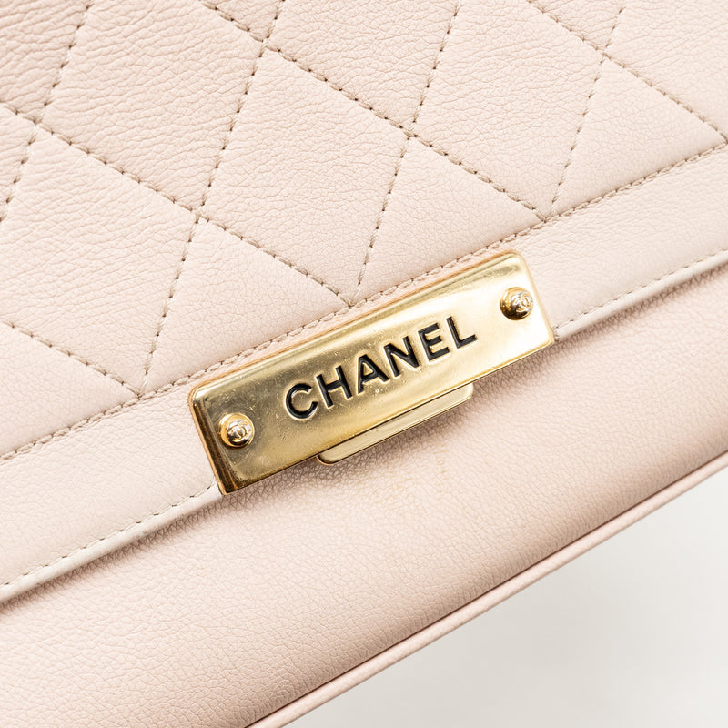 Chanel 17C Click Label Shoulder Bag Calfskin Light Pink LGHW