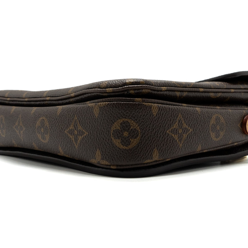 Louis Vuitton Pochette Métis monogram canvas GHW