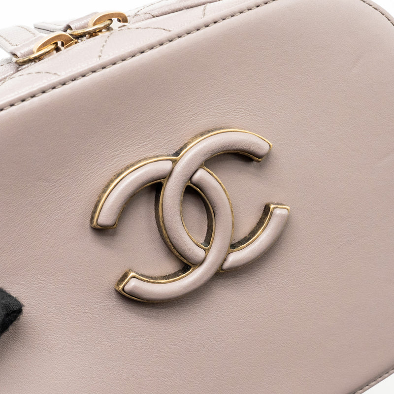 Chanel Coco Curve Vanity Bag with Top Handle Calfskin Grey GHW