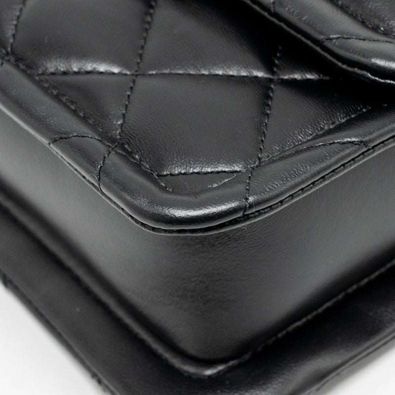 Chanel Quilted square flap bag lambskin black GHW