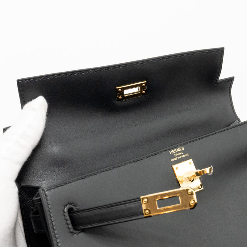 Hermes Kelly 25 Sombrero Black GHW Stamp C
