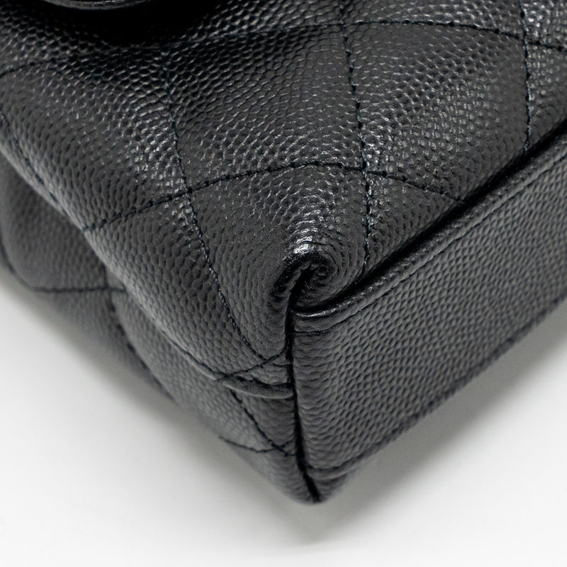 Chanel Coco Handle Clutch with Chain caviar Black LGHW (Microchip)