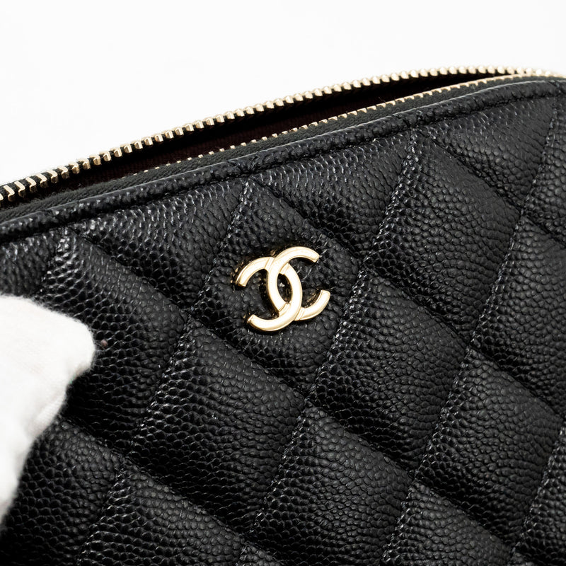Chanel Classic CC Clutch with Chain Caviar Black LGHW (Microchip)