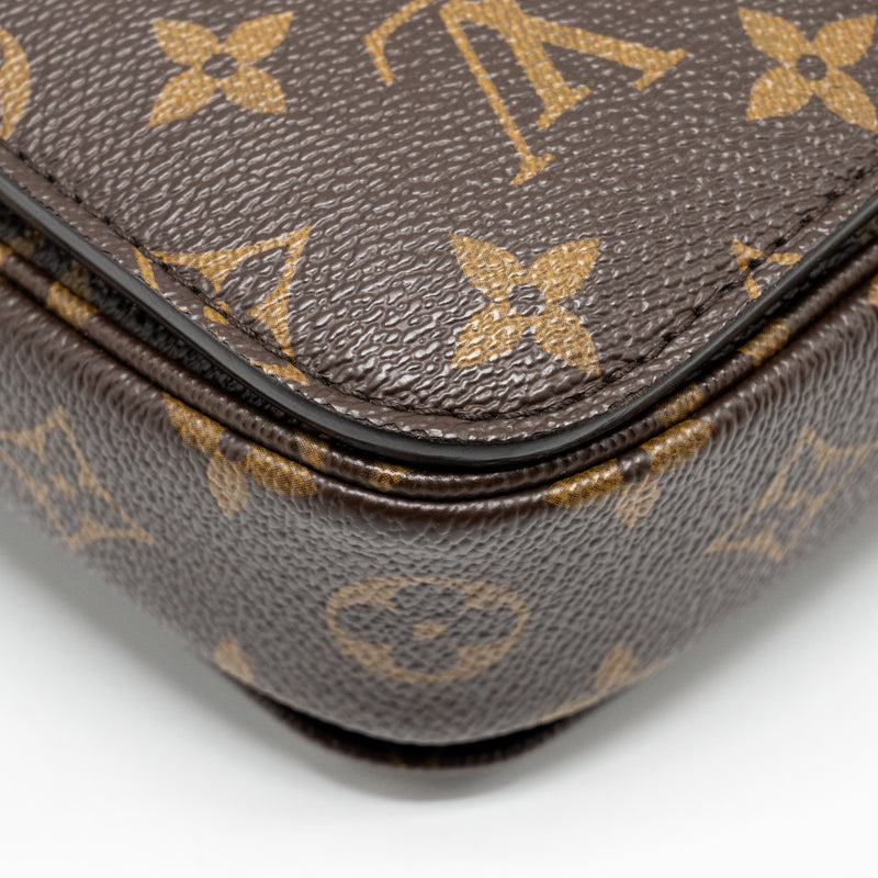 LOUIS VUITTON Pochette Metis Monogram Canvas GHW