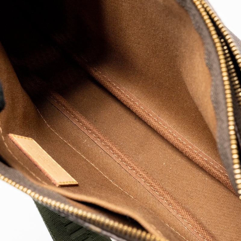 Louis Vuitton Multi Pochette Accessoires Monogram Canvas Khaki GHW