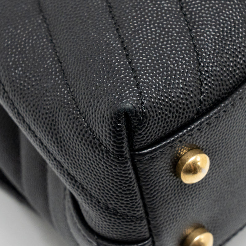 Chanel small coco handle with lizard embossed handle chevron caviar black GHW