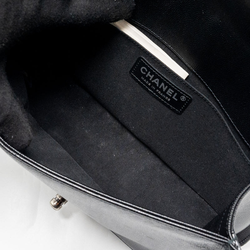 Chanel Medium Boy bag Caviar black ruthenium SHW