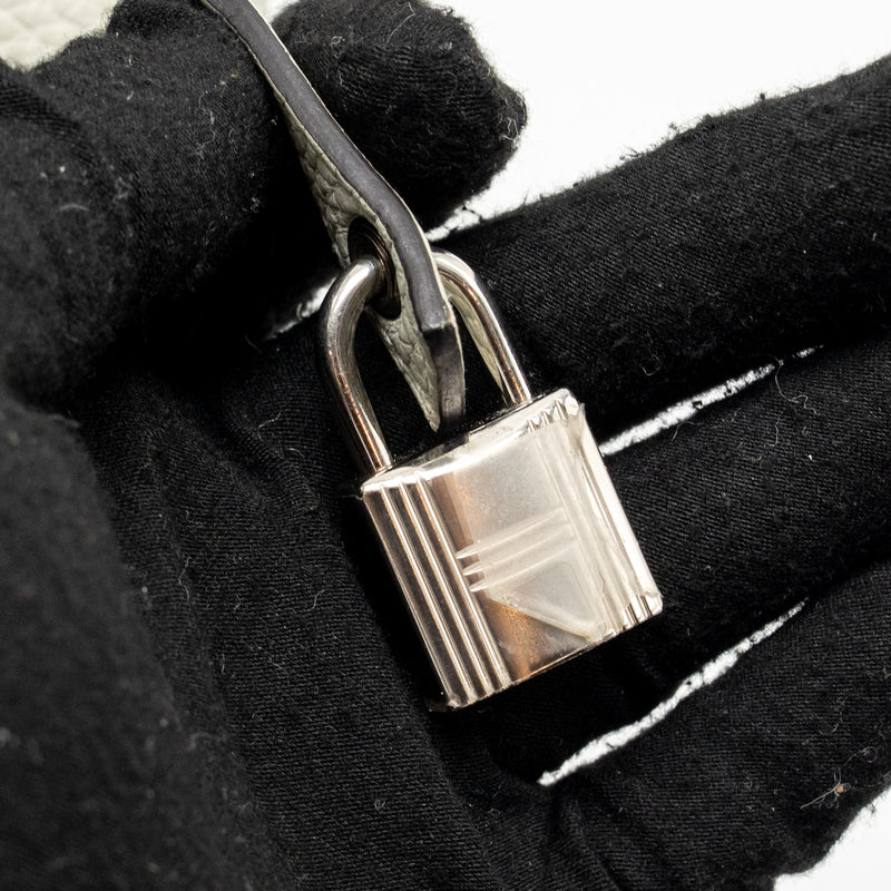 Hermes Picotin 22 lock bag Clemence Gris Neve SHW stamp B