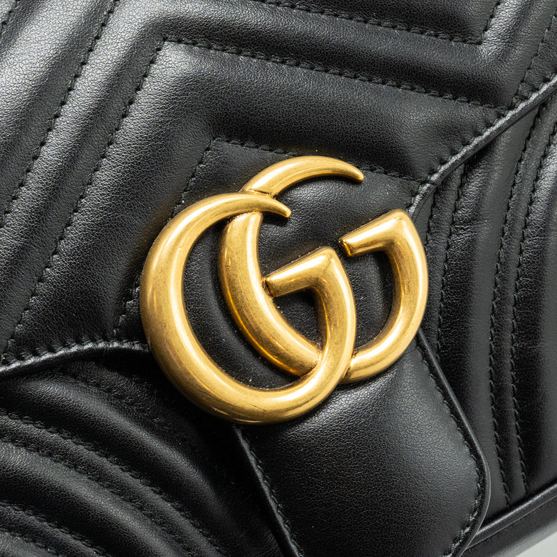 GUCCI SMALL GG MARMONT BAG CALFSKIN BLACK GHW