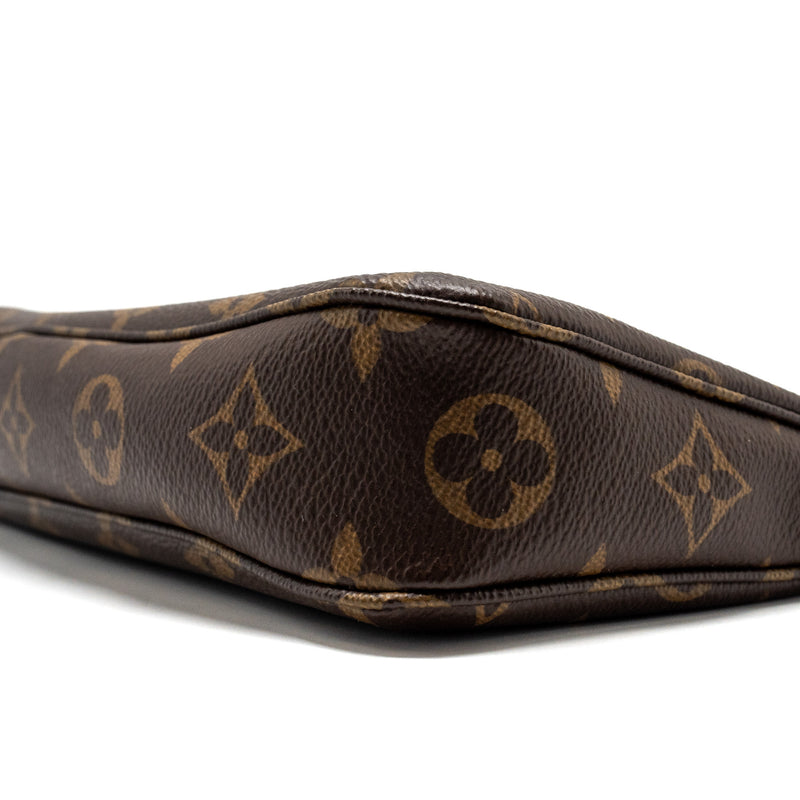 Louis Vuitton Pochette Accessories Monogram Canvas GHW