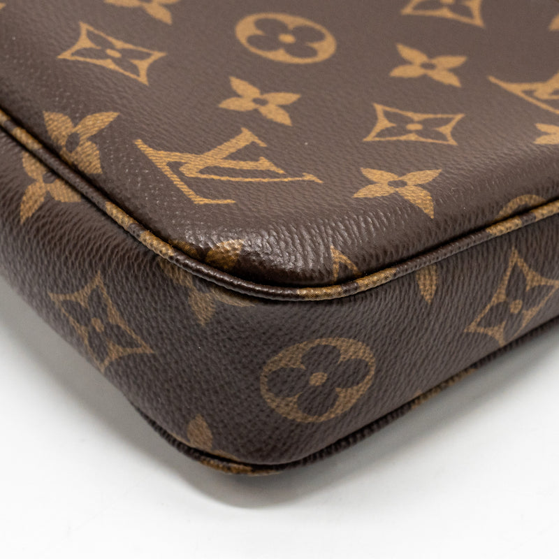 Louis Vuitton Pochette Accessories Monogram Canvas GHW