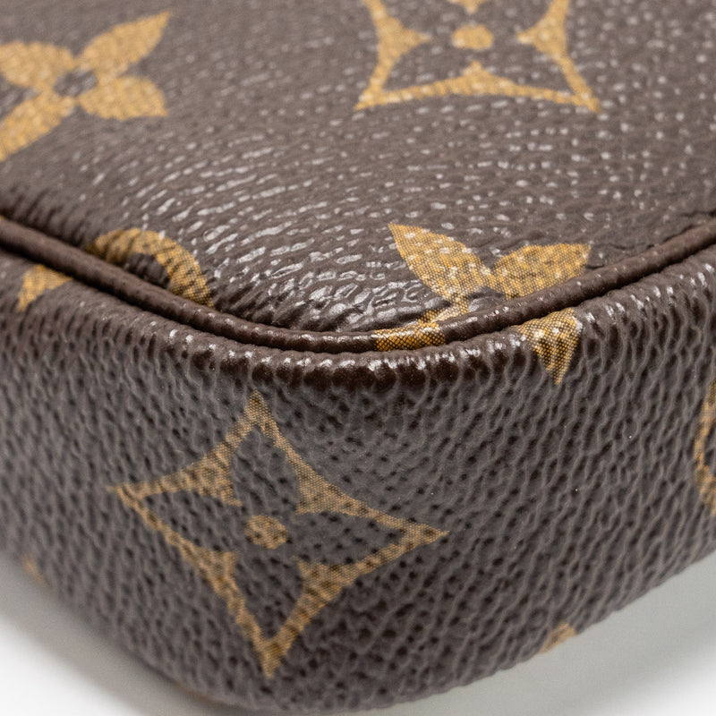 Louis Vuitton Mini Pochette Holiday Limited Print Monogram Canvas GHW