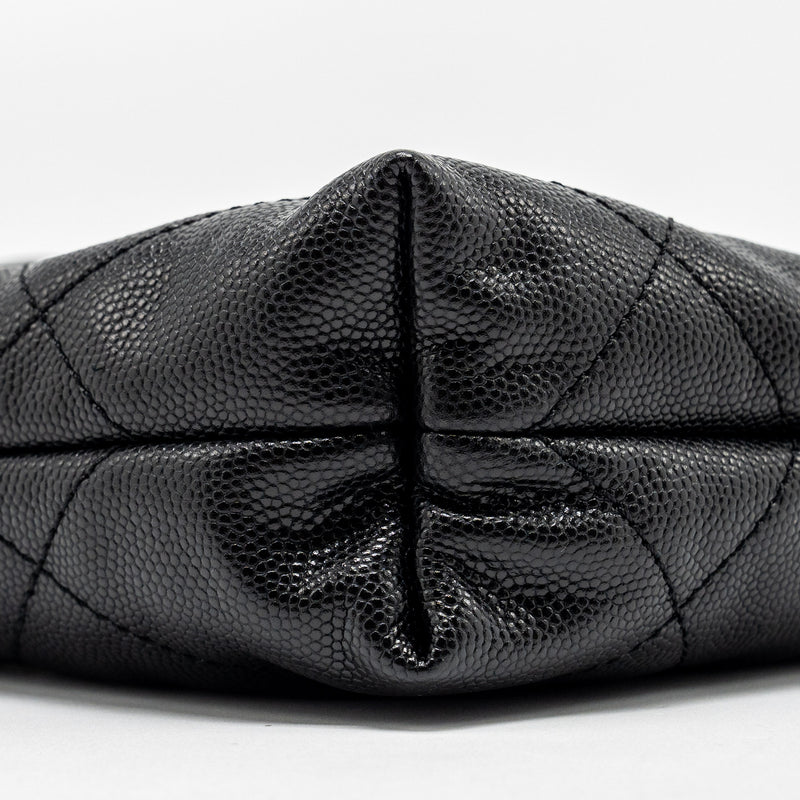Chanel Mini 22 Bag Caviar Black GHW (Microchip)