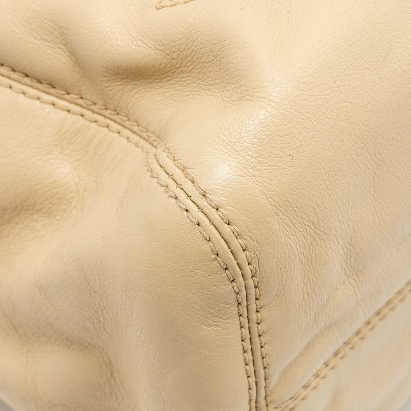 Chanel vintage tote hobo bag with tortoiseshell tag leather beige LGHW