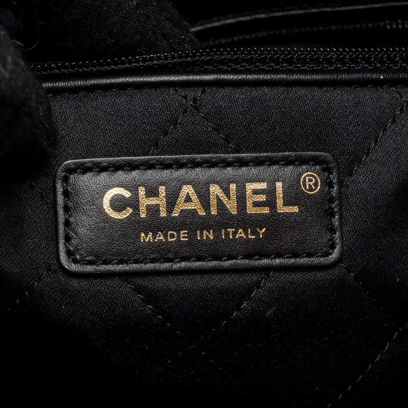 Chanel Small 22 Bag White Stitching Calfskin Black GHW (Microchip)