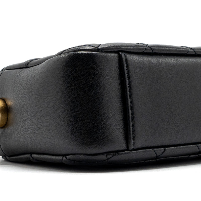 Chanel pearl crush camera bag lambskin black GHW (microchip)
