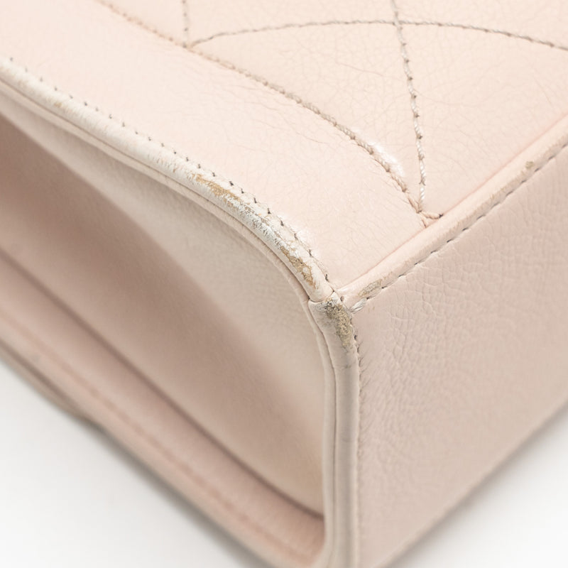 Chanel 17C Click Label Shoulder Bag Calfskin Light Pink LGHW