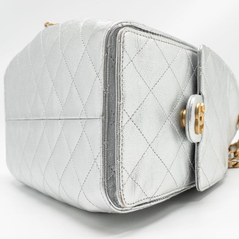 Chanel Small 25 bag caviar silver GHW (microchip)