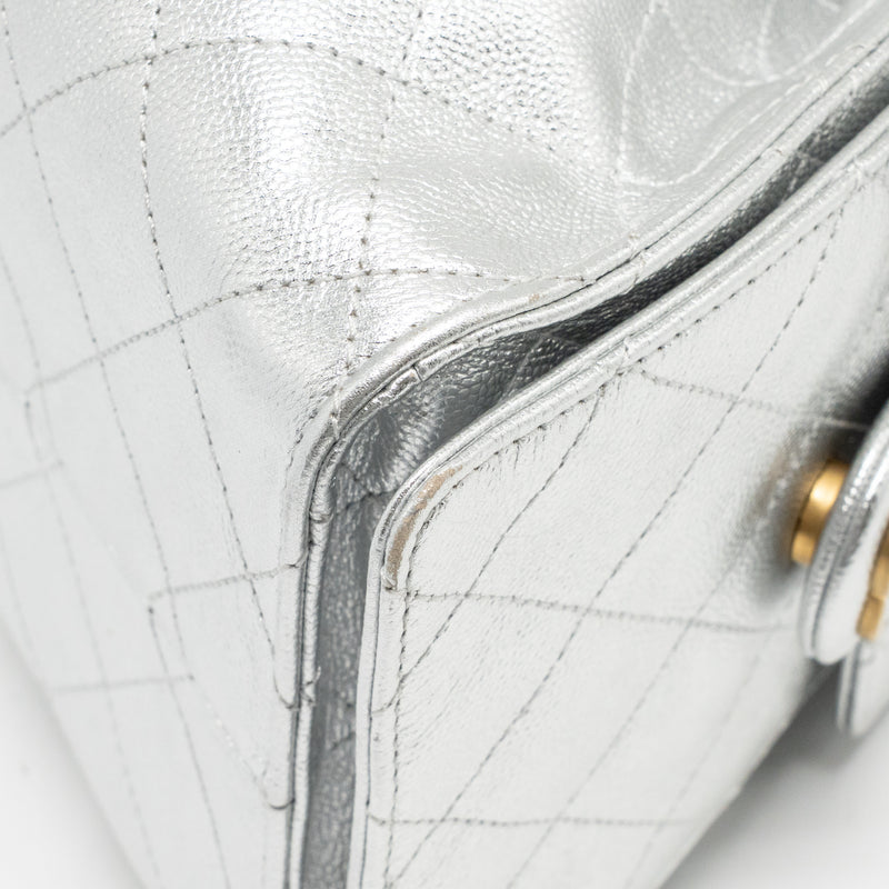 Chanel Small 25 bag caviar silver GHW (microchip)