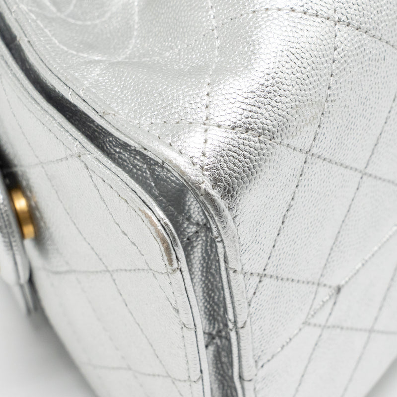 Chanel Small 25 bag caviar silver GHW (microchip)
