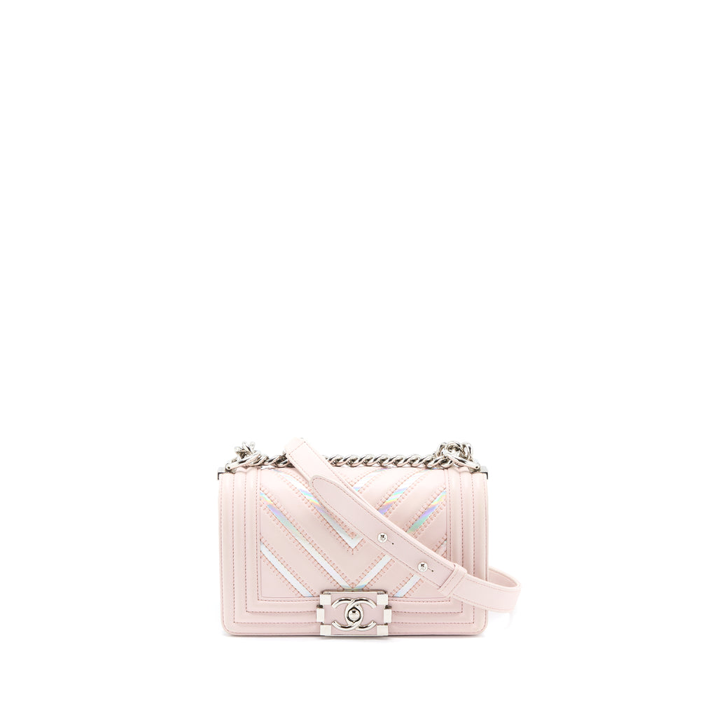 Chanel Medium Boy bag pink iridescent calfskin