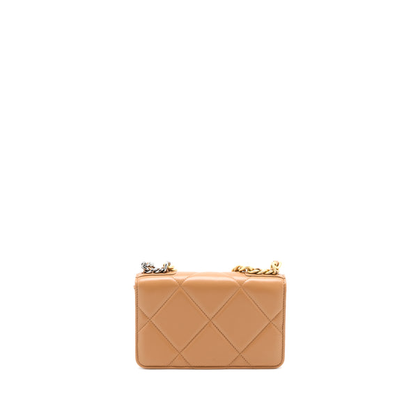 Chanel 19 Wallet on Chain Lambskin Caramel Multicolour Hardware (Microchip)