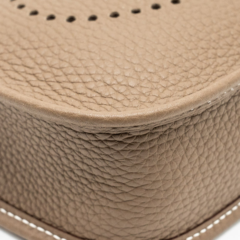 Hermes mini evelyn clemence etoupe/blue indigo GHW stamp U