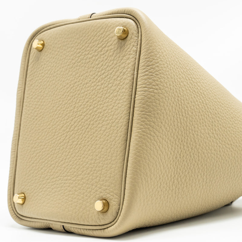 Hermes Picotin 18 Lock Bag Clemence 8Q Beige Marfa GHW Stamp W