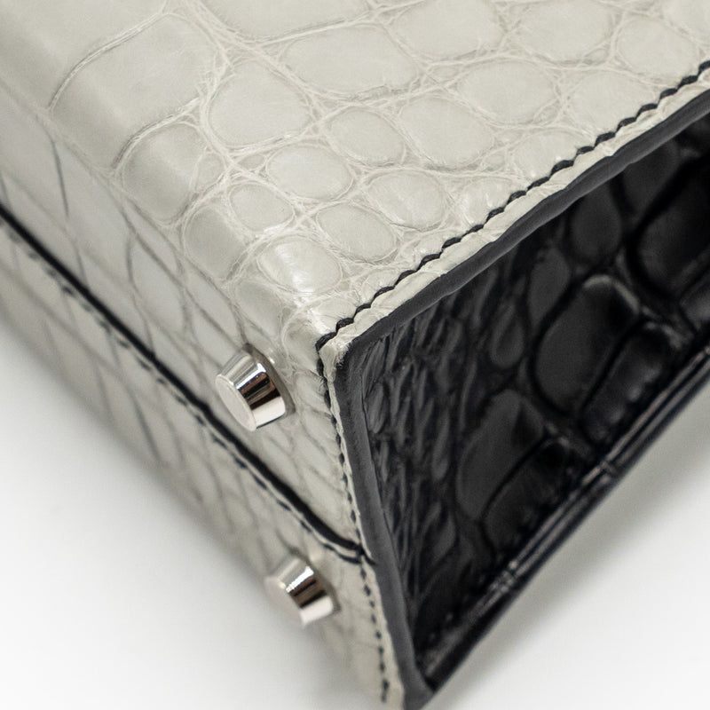 Hermes Mini Kelly II Alligator Mississippiensis Matt Gris Perle / black SHW stamp B