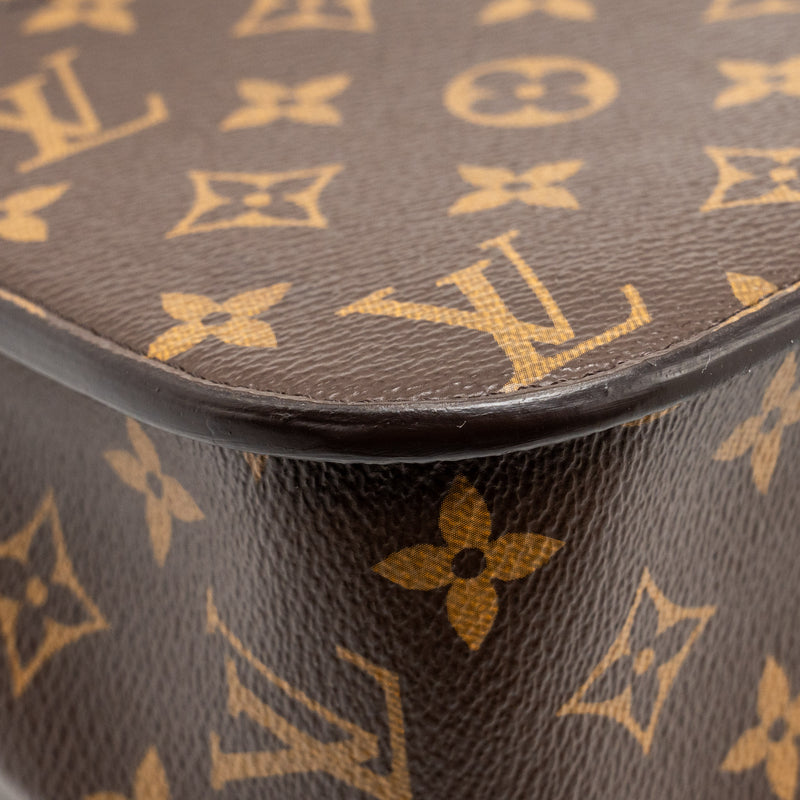 Louis Vuitton Passy Monogram Canvas Black/Gold Hardware