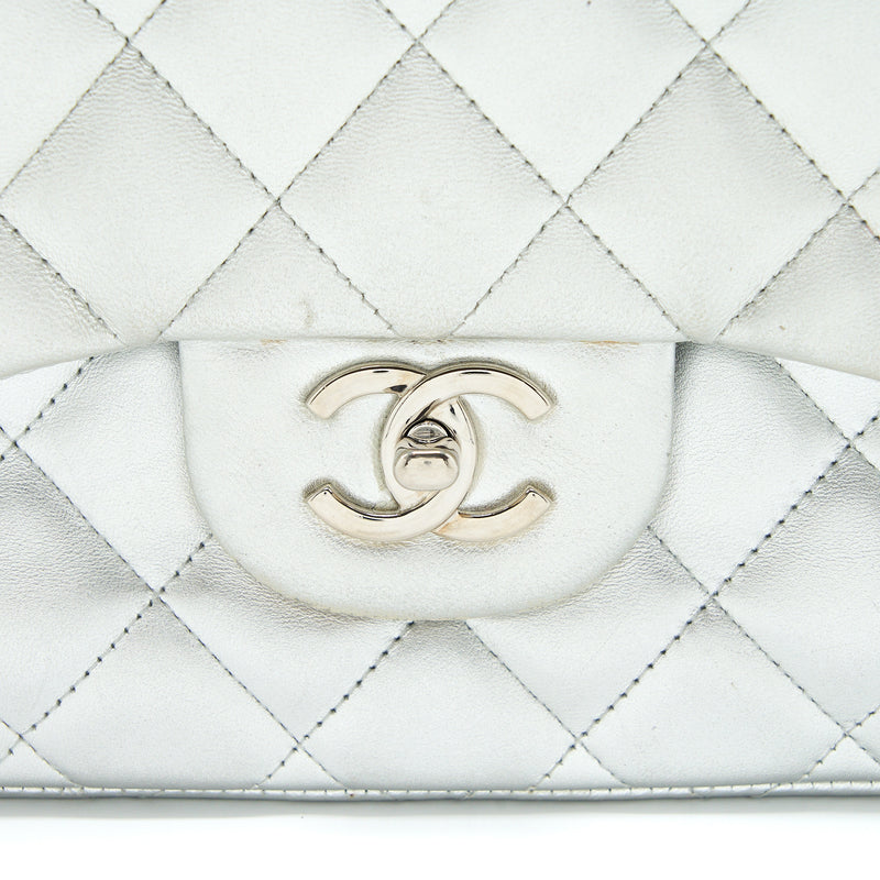 Chanel Maxi Classic Single Flap Bag Lambskin Silver SHW