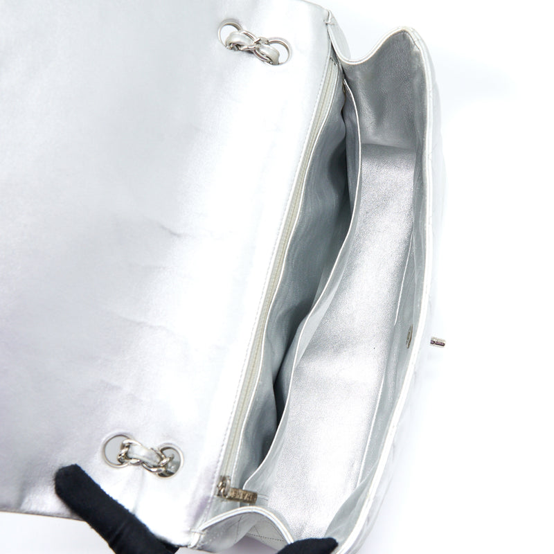 Chanel Maxi Classic Single Flap Bag Lambskin Silver SHW