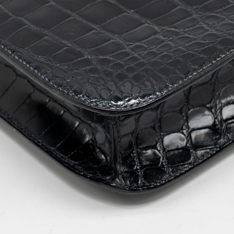 Hermes vintage Constance 24 shiny alligator dark blue GHW stamp circle Y