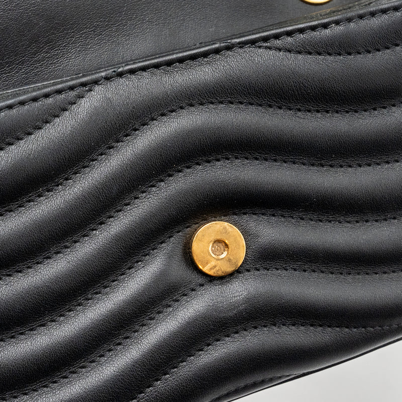 Louis Vuitton New Wave PM Chain Bag calfskin black GHW (NEW VERSION)
