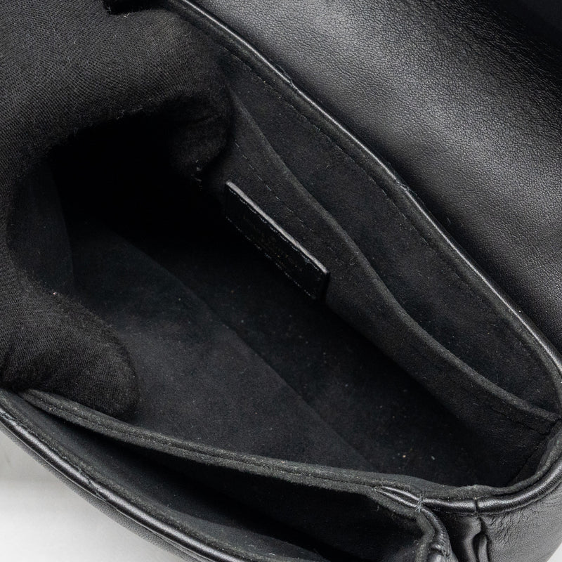 Louis Vuitton New Wave PM Chain Bag calfskin black GHW (NEW VERSION)